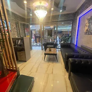 Otel Ufuk, İstanbul