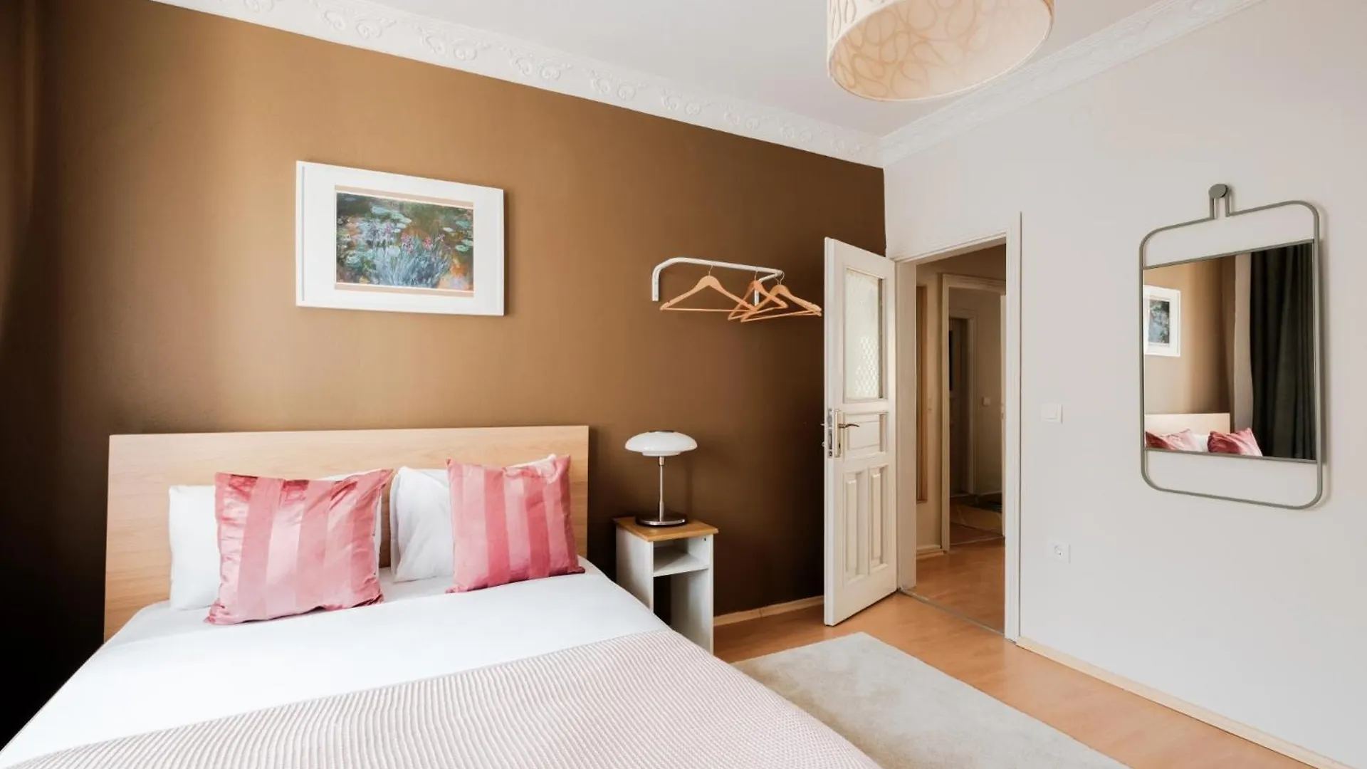 Cozy And Classy Flat Near Taksim Square In Beyoglu Apartment Istanbul